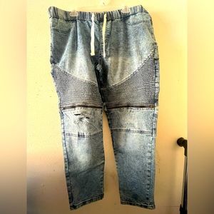 Women’s plus size joggers